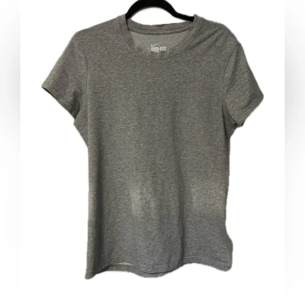 NWOT Nike Dri fit T Shirt. Size XL.